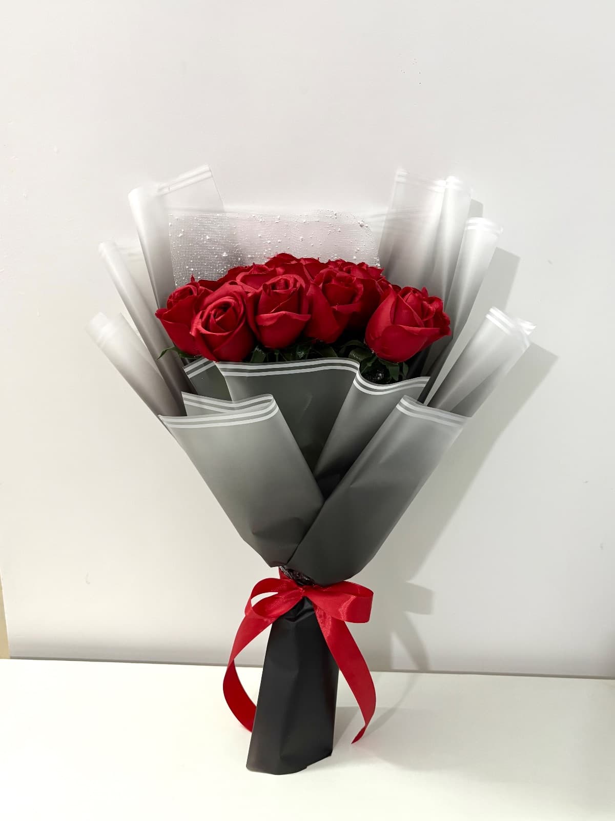 NOIR LUXE BOUQUET