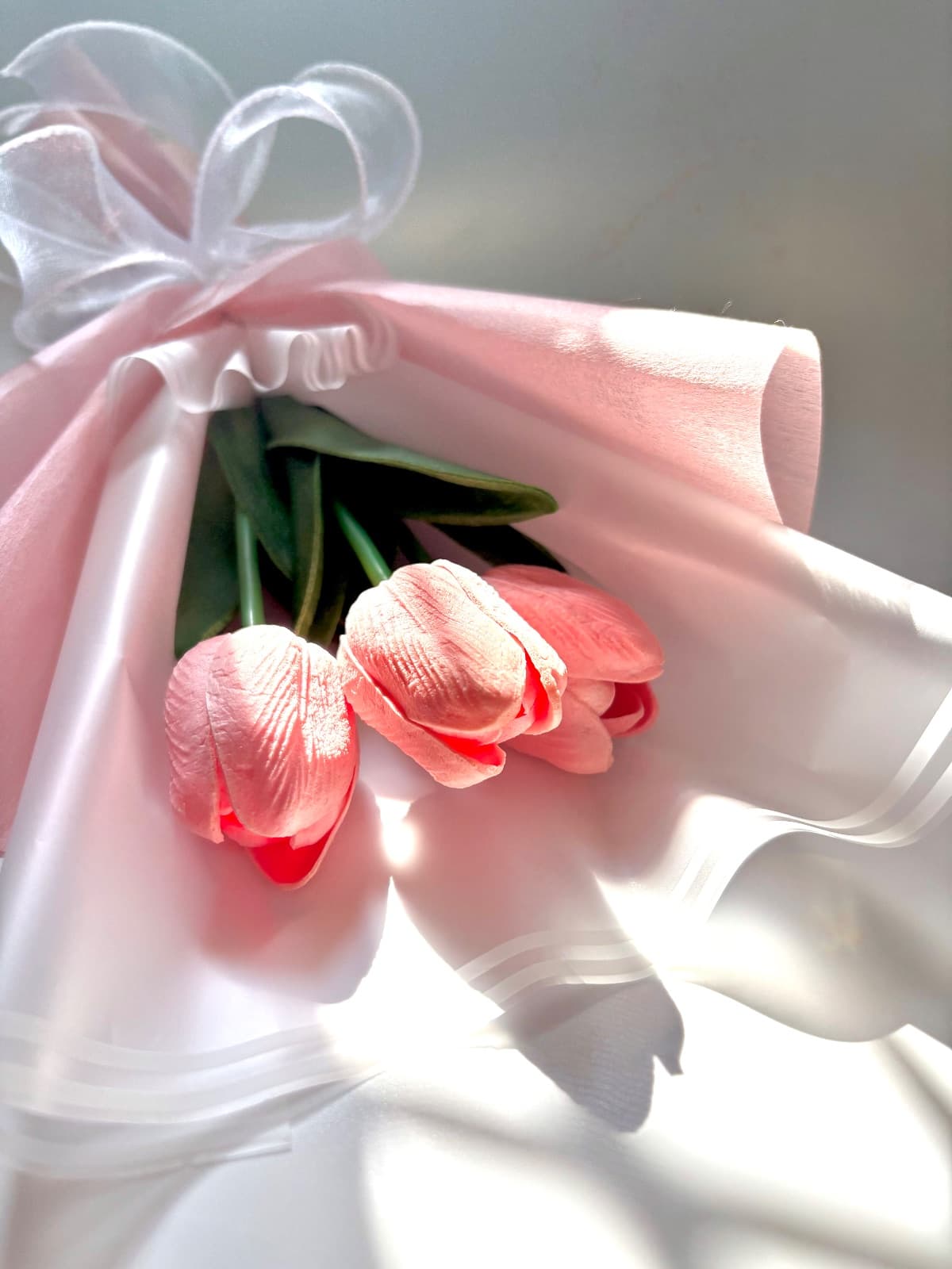 BLUSHING TULIPS BOUQUET
