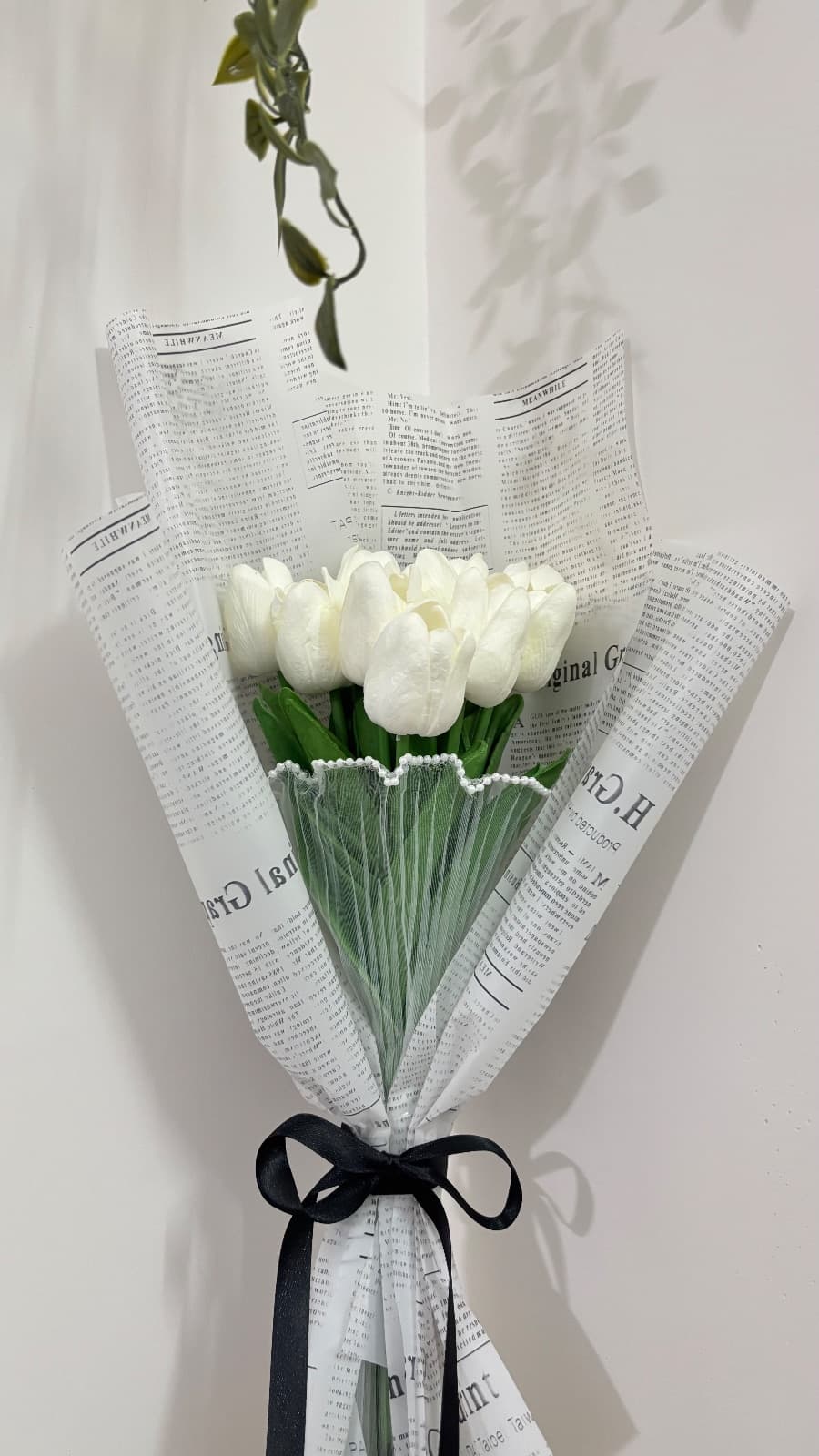 THE MINIMALIST BOUQUET