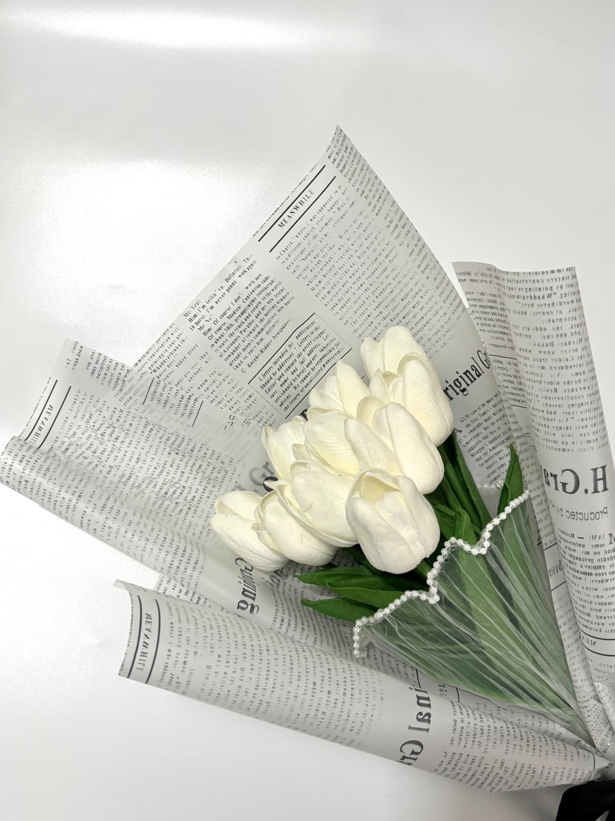 THE MINIMALIST BOUQUET — 4