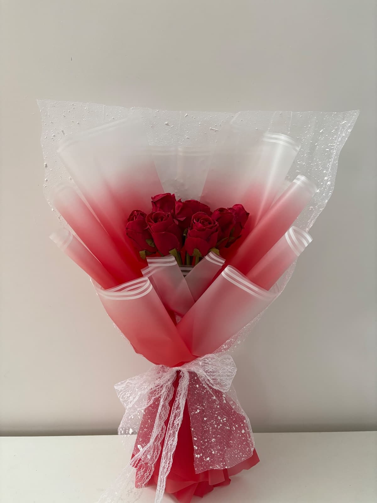 MAJESTIC RED BOUQUET