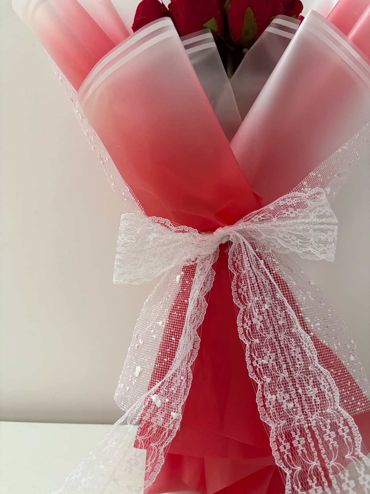 MAJESTIC RED BOUQUET — 6